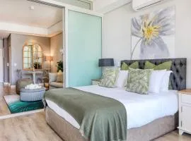Modern Luxury Apartment, Cape Town off Bree Street
