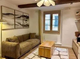 Appartement 2 chambres à deux pas du Port de Toulon