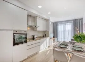 Elegant and bright one bedroom apartment in central location AFRE1-1