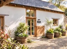 NEW Luxury Devon Barn Conversion