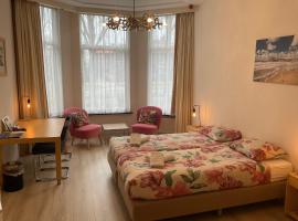 Plato by Hofstad Studio’s, хотел в Схевенинген