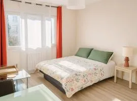 Studio bien équipé et au calme au centre de Lorient