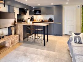 Louer에 위치한 호텔 Your stay in a modern and warm two-room apartment