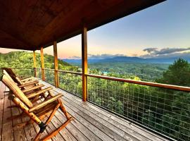 7 BEARS Stunning views, מלון בסביירוויל