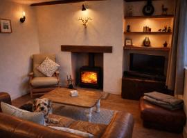 Cosy Flint Cottage, Hotel in Eastbourne