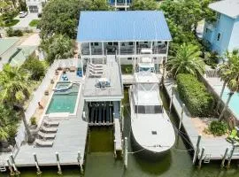 Harbor On Holiday Isle