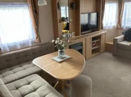 Phoenix caravan hire, Trecco bay