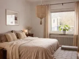 HaHa Familjesol Cozy 2 Bedroom Family Apartment with Private Kitchen Balcony and Free Parking