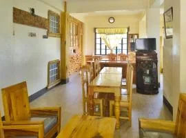 Sagada Staycation with Mountain View - 1st Floor