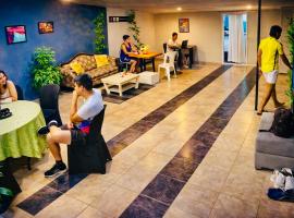 Habitaciones CALA Capsulas en Ciudad Jardín, desayuno incluido, Hotel in Barranquilla