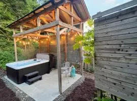 Water Views, Walk to Beach! New Hot Tub!