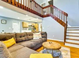 Family Getaway with Deck Near Tobyhanna State Park