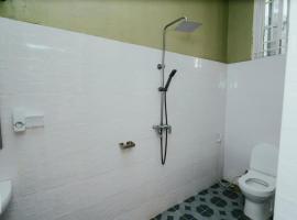 Maisara Executive lodge, hotel em Kilindoni