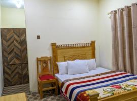 MANOKUR - E- BASA HOTEl、Minapinのホテル