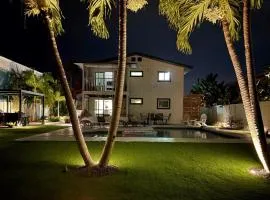 Bahia Vista Private Upper 2BR Canalfront Unit Walk to Fort Myers Beach