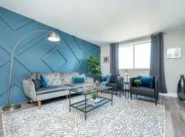 Atlanta Downtown! 3 Unique Apartments Available! Onsite Parking