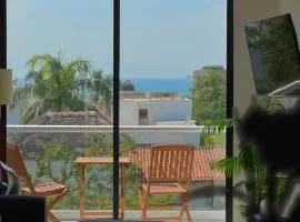 2BR Condo with Ocean View near beach