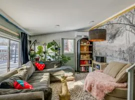 Less Than 1 Mi to Dtwn Brandon! Cozy Home with Fenced Yard