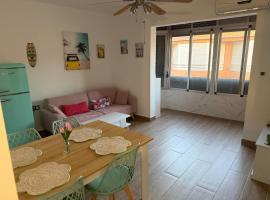 Apartamento Torrenueva en playa 4 planta, hotel i Torrenueva