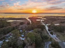 Steps to Orange Lake Pet-Friendly Getaway!