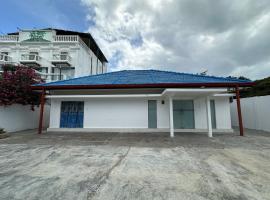 Andrella Rest House, hotel em Mannar