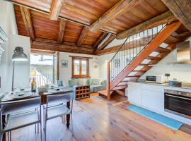 San Marco Lodge Apt Mountain Retreat - Happy Rentals, hotel di Oulx