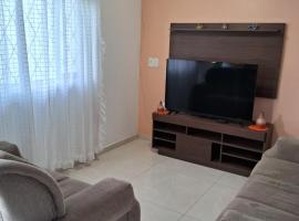 Entire house for up to 6 people in the Aventureiro, hotel i Joinville