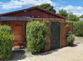 Looking Neat on King Ed