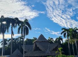 Apartamento acogedor a minutos de Girardot – hotel w mieście Flandes