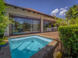 Golf & Leisure Delight - Pecanwood Golf Estate - Hartbeespoort