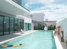 The Moon Huahin Pool Villa