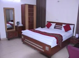 Hotel The Rajhans Regency Meerut