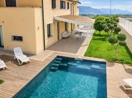 Villa Uluvud with Pool Gym Sauna