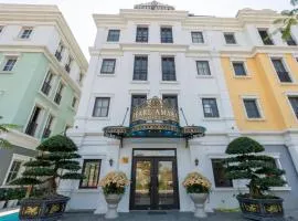 Pearl Amara Hotel