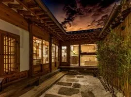 2026년 신축 독채 대형 자쿠지와 아늑한 정원 프라이빗 한옥 정우당