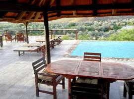 Kapika Waterfall Lodge, hotel em Epupa