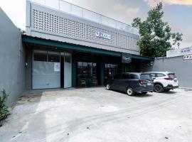 Voyara Hotel, hotel i Tangerang