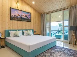River and Roots Resort, Riverside Boutique Stay , Bonfire, Scenic Views