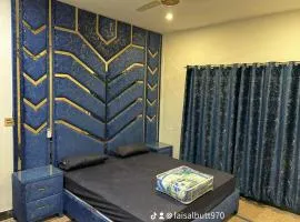 Cozy Furnished Holiday Home near Theme Park, Free Wifi, Inside Parking