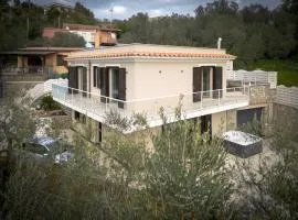 Villa Hemera - Mediterranean elegance with private jacuzzi and Capri views