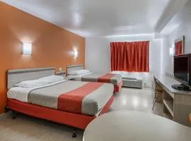 Motel 6-Pasadena, TX