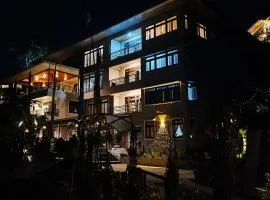 Nabhasa Courtyard Family Home and 2 BHK Apartments Mountain View Stay in Gangtok, Sikkim