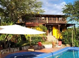 Yellow Submarine Hostal