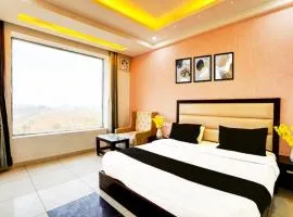 Hotel Aroma Regency