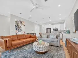LUXE Stayin' Salty 3 Min Walk to Beach Pool Pets Bikes Sleeps 12