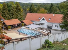 Orfű में, होटल Forrás Panzió és Apartman