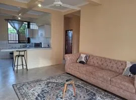 Stunning 2BR in Dar Beach, Dining, Transit Nearby Apt 2