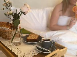 Hôtel Abalone - Centre Gare, готель у Німі