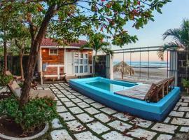 Romantic Seaside Casita w Pool, AC, Fire Sunsets, Hotel in Playa Pochomil