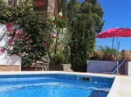 Maison familiale privée- piscine et vue inspirante